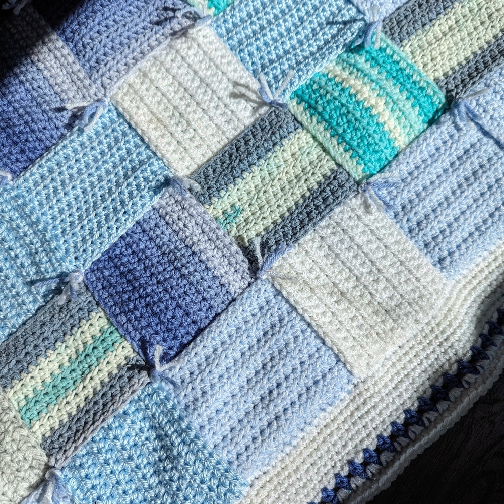 One of a kind!! Handmade crochet quilt twin comforter*double thickness*!!